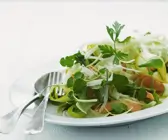 Karottensalat mit Zucchini