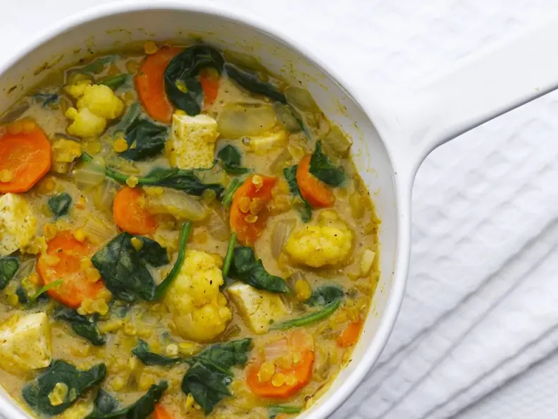 Mais-Gemüse-Topf mit Tofu
