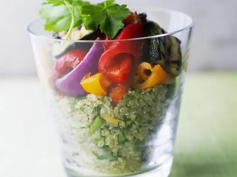Quinoa-Paprika-Salat