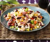 Bunter Reissalat mit Schinken