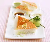 Sushi-Ecken mit Lachs
