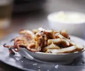 Gegrillte Tintenfische mit geräuchertem Paprikapulver