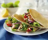 Pitabrote mit Thunfisch