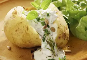 Pellkartoffeln mit Kräuterquark