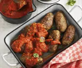 Hackfleischröllchen mit Tomatensauce