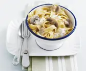 Pasta mit Champignon-Sahne-Soße
