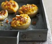 Zwiebeln mit Füllung