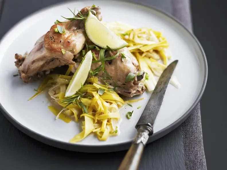 Kaninchenfleisch mit Limetten