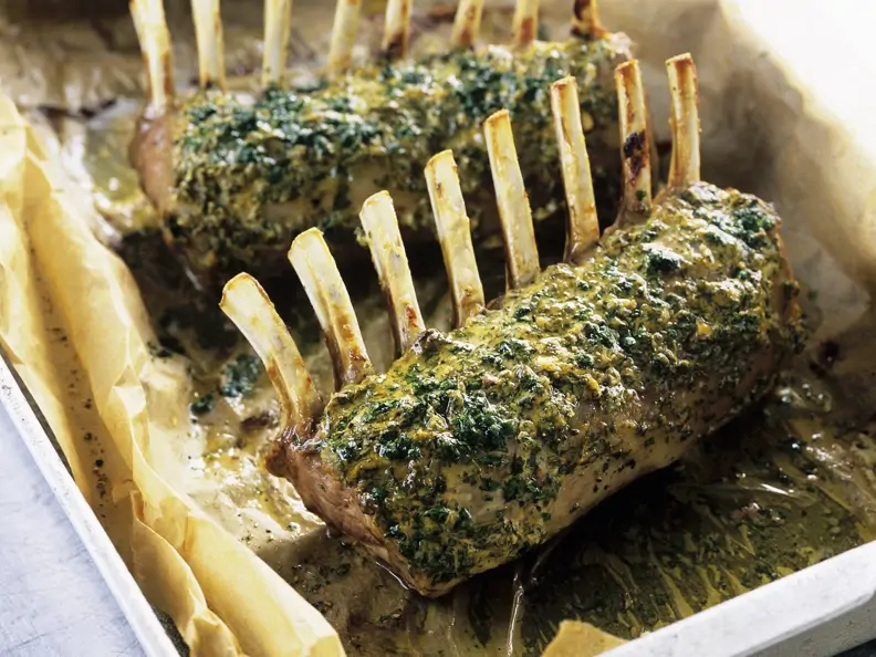 Lammkarree mit Kräuterkruste