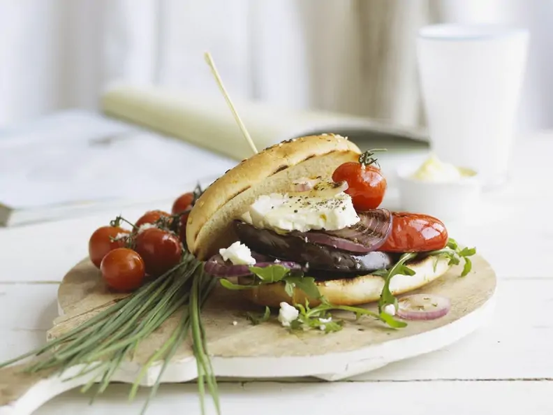 Feta-Gemüse-Sandwich