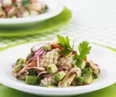 Meeresfrüchtesalat mit Avocado