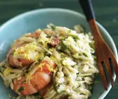 Reisnudeln (Orzo) mit Garnelen, Zitrone und Parmesan