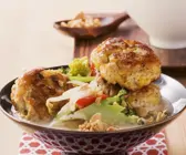 Curry-Frikadellen mit Kokos-Gemüse