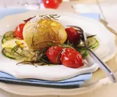 Backkartoffeln mit mediterranem Gemüse