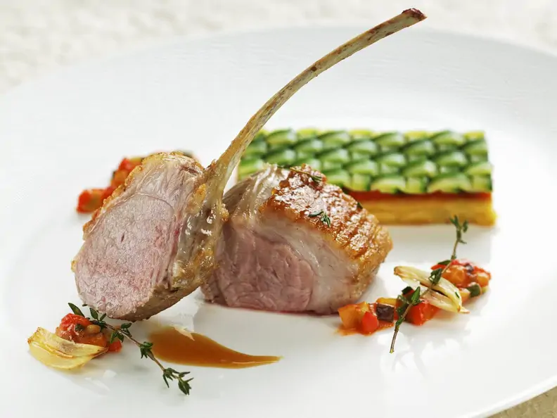 Lammkarree mit mediterranem Gemüse