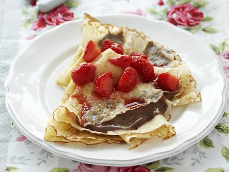 Schoko-Erdbeer-Crepes