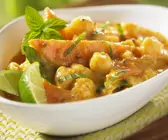 Fruchtiges Curry mit Jakobsmuscheln