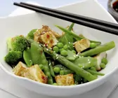 Tofu-Spargel-Pfanne