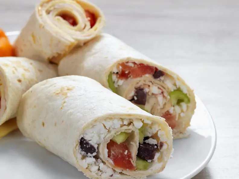 Wraps mit Feta-Gemüsefüllung