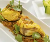 Gedämpfter Anglerfisch mit Currysoße und Duftreis