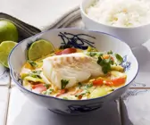 Kabeljau mit Kokosmilch und Gemüse