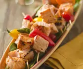 Spargel-Lachs-Spieße mit Paprika