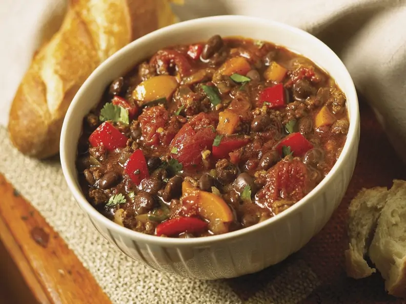Hackfleischeintopf mit Paprika und Tomaten