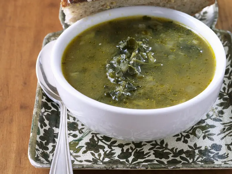 Gemüsesuppe mit Grünkohl