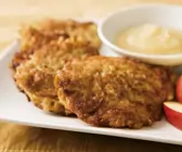 Kartoffel-Zwiebel-Rösti mit Apfelmus