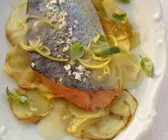 Forelle aus dem Gardasee mit Zitronensoße