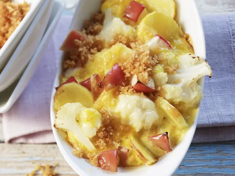 Blumenkohl-Apfel-Gratin mit Fontinakäse