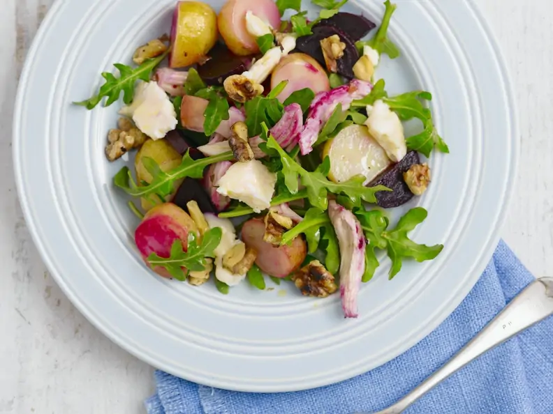 Rote-Bete-Salat mit Walnüssen