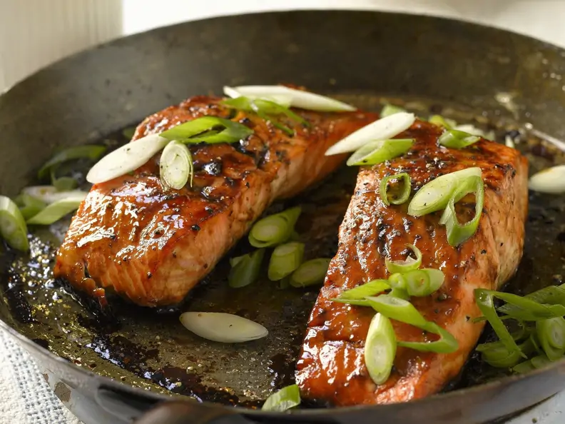 Lachs mit Honig und Balsamessig