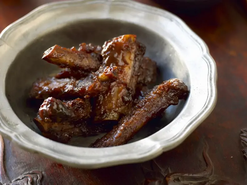 Spareribs mit Honigsoße auf chinesische Art