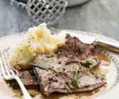 Salbei-Kalbsleber mit Kartoffelbrei