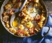 Frühstück auf englische Art mit Bratkartoffeln und Spiegelei