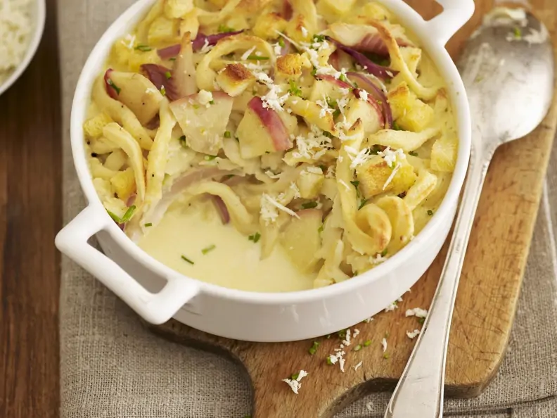 Gratinierte Spätzle mit Apfel