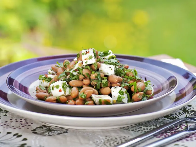Bohnengemüse mit Ziegenfrischkäse