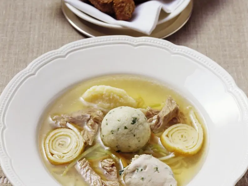 Hochzeitssuppe auf Allgäuer Art