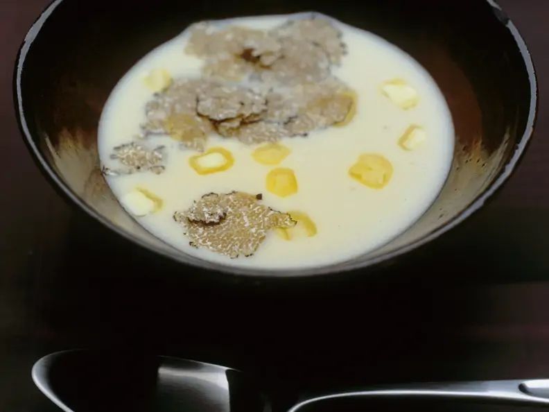 Getrüffelte Sellerie-Kartoffel-Suppe
