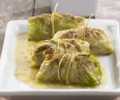 Kohlroulade mit Hackfleischfüllung