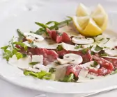 Rinder-Carpaccio mit Champignons