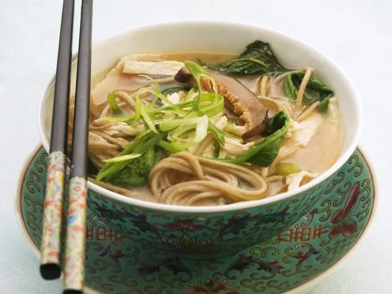 Misosuppe mit Sobanudeln