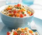 Fruchtiger Reissalat mit Champignons