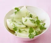 Mairübchen mit Kerbelsauce