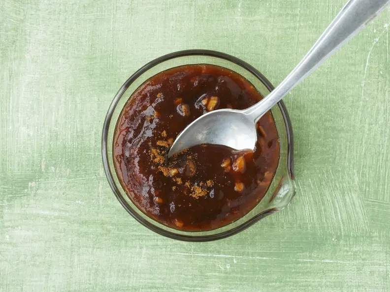 Pflaumen-Dressing mit Ingwer