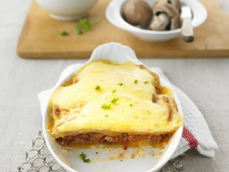 Hackfleisch-Lasagne mit Kartoffeln und Champignons