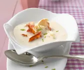 Cremige Blumenkohlsuppe mit Bacon