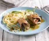 Spaghetti mit Kalbsröllchen