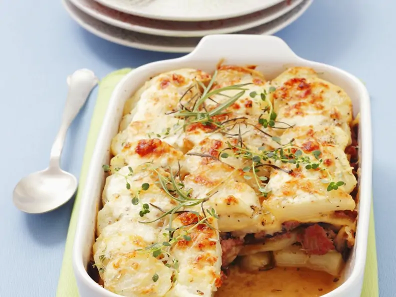 Kartoffelgratin mit Hackfleisch von der Pute